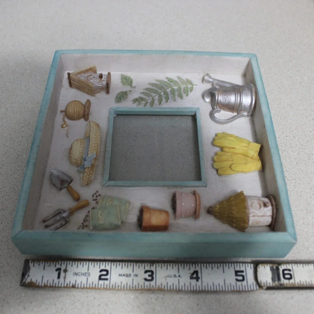 Garden Shadow Box Picture Frame 3D Relief Tools Birdhouse 5.5